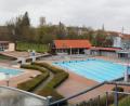 Bild: njn
Für das Erbendorfer Freibad gibt es aus dem Förderprogramm "Sanierung kommunaler Einrichtungen in den Bereichen Sport, Jugend und Kultur" eine halbe Million Euro.