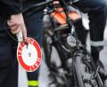 Symbolbild: Arne Dedert/dpa
Die Polizei Tirschenreuth führte am Mittwoch mit einigen Radfahrern Gespräche.