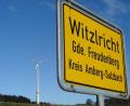 Bild: Piehler
Bei Witzlricht gingen im Dezember 2011 die ersten beiden Windkraftanlagen im Landkreis Amberg-Sulzbach in Betrieb. Betreiber ist eine Bürgerwindgesellschaft mit 211 Kommandantisten, die Bürgerwind Region Freudenberg GmbH & Co KG.
