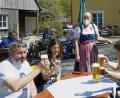 Bild: Eger
Familie Pickert aus Poppenreuth nutzte am Montag die Gelegenheit, endlich wieder in einer Gaststätte Essen zu gehen. Ende Oktober hatte sie das letzte Mal Gelegenheit dazu.