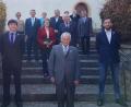 Bild: wku
Ein Gnadenkonfirmand (Hans Scharrer, vorne Mitte), zwei Silberne (Andreas Schwemmer, links) und Timo Hieltel (rechts vorne) sowie zwei Eiserne (Ehepaar Seitz) und sechs Diamantene feierten ihre Jubelkonfirmation.