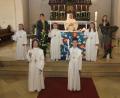 Bild: Dobmeier
Am Sonntag empfingen fünf Jugendliche die Erstkommunion in St. Marien Rothenstadt.