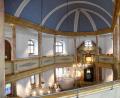 Bild: Gabi Schönberger
Eine Art Flosser Wahrzeichen mit prächtigem Innenleben: Die Synagoge ist in dieser Form 204 Jahre alt.