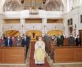 Bild: prh
13 Ehepaare aus der Pfarreiengemeinschaft St. Georg feierten verschiedene Ehejubiläen in einem Gottesdienst, den Stadtpfarrer Josef Häring in der Stadtpfarrkirche zelebrierte.