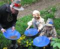 Bild: Tourist-Info Oberviechtach
Die geführten Wanderungen mit dem Goldwäscher auf dem Gold-Lehrpfad in Oberviechtach garantieren Kindern ein Abenteuer.