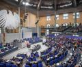 Archivbild: Michael Kappeler/dpa
Noch ist offen, wer nach der Wahl vom 26. September aus der Oberpfalz im Plenarsaal des Bundestages sitzen wird.