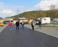 Bild: Günther Amann
Photovoltaik auf dem Parkplatz des Freizeitparks Monte Kaolino als Teil eines Modellprojekts für nachhaltigen und klimafreundlichen Tourismus – damit befasst sich die Hirschauer SPD-Stadtratsfraktion (von links): Claudia Stein, Günther Amann, Rudolf Wild, Josef Birner und Wolfgang Bosser.