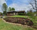 Bild: Christine Schreiber/exb
Die Flosser Gartenkrähen ab zehn Jahren legen auf dem ehemaligen Bahnhofsgelände einen bunten Vielfaltsgarten an.