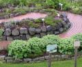 Bild: KuBZ
Die Kräuterspirale im Klostergarten der Abtei Waldsassen wurde barrierefrei angelegt.