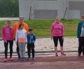 Bild: eku
Teilnehmer zwei Familien und Einzelteilnehmer mit Spartenleiter Erich Kummer.