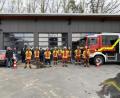Bild: bey
Eine Gruppe der Feuerwehr Parkstein absolvierte die Leistungsprüfung "Technische Hilfeleistung". Dazu gratulierten Bürgermeister Reinhard Sollfrank (links), Vorsitzender Hans Wittmann (Vierter von links) und Kommandant Stefan Bäumler (rechts).