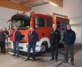 Bild: fz
Einen Tag bei starkem Schneefall unterwegs, traf das neue Löschfahrzeug, früh in Görlitz in Empfang genommen, nach sechs Stunden Fahrt in Irchenrieth ein.