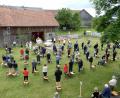 Bild: amö
Die Gläubigen in Muschenried feierten das Fronleichnamsfest ganz coronakonform.