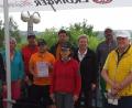 Bild: Golfclub Stiftland/exb
Die erfolgreichsten Teilnehmer des Turniers (von links): Andrea Kudlickova, Wolfgang Beer, Christine Schöner, Raimund Fischer, Simon Adam, Andy Kern, Marlies Koch, Anita Engmann, Heinz Engmann und Präsident Wolfgang Ries.