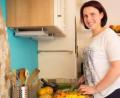 Bild: Franz/exb
Tanja Franz schöpft in ihrer Küche aus einer Vielfalt regionaler Gemüse- und Kräutersorten. Damit kommt sie bestens über die Runden, ganz ohne Fleisch.