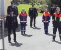 Bild: njn
Die neun Teilnehmer der Jugendfeuerwehr absolvierten erfolgreich den MTA-Grundkurs. Mit auf dem Bild Vorsitzender Roland Krommer (rechts) und Bürgermeister Johannes Reger (Zweiter von rechts) sowie die Führungsgrade, Prüfer und Ausbilder.