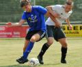 Bild: Werner Franken
Neuzugang Nico Argauer (links) glänzte beim 3:3 der SpVgg SV Weiden in Grafenwöhr als zweifacher Torschütze.