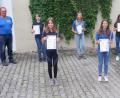 Bild: bö
Junge Talente der Trachtenkapelle Hohenburg waren zum Erwerb der Leistungsabzeichen des Nordbayerischen Musikbundes angetreten (von links): Stephanie Jung, Markus Mitschke, Johanna Höllriegl, Sophia Paulus, Susanne Wolfsteiner, Nora Baumann, Magdalena Eck und Anja Paulus.