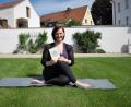 Bild: ubb
Belinda Hoyer gibt seit 2018 Yogakurse. Mit ihrem Buch möchte sie die Philosophie dahinter vorstellen und Lust auf Yoga machen.
