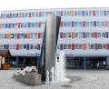 Bild: Gabi Schönberger
Die größte Volks- und Raiffeisenbank der Oberpfalz will ihre Hauptstelle an der Weidener Wörthstraße sanieren.