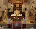 Bild: kro
Zahlreiche Priester des Dekanats waren am Altar zur Messfeier versammelt. Die Predigt hielt Generalvikar Michael Fuchs (am Altar).