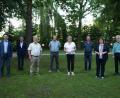 Bild: sir
Die ehemaligen SPD-Kreisräte wurden verabschiedet: Im Bild (von links) Kreisvorsitzender Peter Wein, Bezirksvorsitzender Franz Schindler, Siegfried Damm, Georg Beer, Romy Hermann-Reisinger, Herbert Wartha, MdB Marianne Schieder und Josef Biebl.