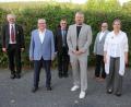 Bild: kro
Das Vorstandsteam des Lionsclub Tirschenreuth (von links) Sekretär Peter Beer, Zweiter Vizepräsident Albert Saller, Pastpräsident Dr. Hans-Jürgen Jokiel, Präsident Volker Höcht, Schatzmeister Ludwig Reber, Vizepräsidentin Heike Kunte und Governor Franz Göhl.