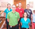 Bild: Hubert Uschald
Das fast komplett wiedergewählte Führungsteam des Stadtjugendrings. Vorne von links: Vorsitzender Christoph Hollweck und seine Vertreterin Lisa Singer, dahinter die Beisitzer Sarah Gösch, Tobias Höhne, Florian Schmid (neu) und Hildegard Helm-Fischer.