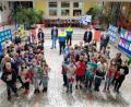 Bild: Susanne Engelhardt/exb
Alle 42 Viertklässler der Grundschule Poppenricht schaffen die Radfahrprüfung.