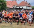 Archivbild: kro
Am 9. Juli lädt die DJK Falkenberg zum 22. Waldnaabtal-Crosslauf ein. Das Bild zeigt den Start der Herren vor zwei Jahren.