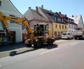 Bild: fpoz
Die ersten Bauarbeiten laufen. Die Zufahrt zum Markt ist für Anwohner und Kunden weiter möglich.