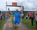Bild: gsp
Der Sieger der "Brünnthal Challenge 2": Rainer Steuerl wird beim Zieleinlauf von seinen Fans gefeiert.