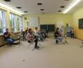 Bild: jzk
Kapellenleiter Andreas Sächerl (rechts) probte mit den Jungmusikanten der Kemnather Jugendblaskapelle für das Seebühnenkonzert am kommenden Sonntag um 15 Uhr.