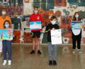 Bild: soj
Das Bild zeigt (von links) Fachoberlehrerin Gabi Schmidt, Leni Hofmann, Johannes Legath, Toni Bayer, Marie Heinrich, Leon Lochner sowie Rektor Alexander Köstler der Fichtelnaabtal-Grund- und Mittelschule.