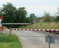 Bild: ohr
Vom 1. August bis 28. August wird der Bahnübergang bei Brensdorf an der Bahnlinie zwischen Schwarzenfeld und Nabburg komplett gesperrt.