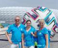 Bild: Lisa Nadler/exb
Alexander Nadler, Tochter Lisa und Frau Evelyn haben sich auch schon für die EM 2024 als Volunteers in München registrieren lassen.