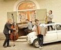 Bild: Annette Heimpfling/Quadro Nuevo
D.D. Lowka, Chris Gall, Andreas Hinterseher und Mulo Francel (von links) machen wieder Station in Sulzbach-Rosenberg und erweitern Quadro Nuevo zum Quintett mit Tim Collins.