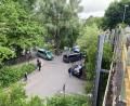 Bild: ca
Ortstermin im Flutkanal-Prozess. Die Angeklagten werden hinter dem Parkdeck Friedrich-Ebert-Straße vorgefahren.