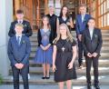 Bild: wlr
Stark gemacht, als nun vollwertige Mitglieder der evangelischen Kirchengemeinde, stellten sich die Konfirmanden mit Religionspädagogin Gabi Mehlan zum Erinnerungsfoto.