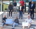 Bild: Markus Trepesch/exb
Die Berufsschüler spendeten 2300 Euro an den Tierschutzverein und die Kuno-Stiftung.