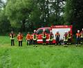 Bild: cvl
Kreisbrandmeister Alois Schindler, Kreisbrandinspektor Otto Braunreuther sowie Kreisbrandmeister Florian Braunreuther gratulierten Kommandant Christoph Dumler sowie seiner Löschtruppe mit Moritz Schraml, Lukas Vogl, Alexander Pühl, Magdalena Dumler, Dominik Schiml, Tobias Kirschbauer, Johannes Reindl, Miriam Schraml (von links).