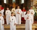 Bild: Ulrike Kiendl/exb
In der Pfarrkirche St. Michael in Weidenthal feierten sechs Kinder ihre erste heilige Kommunion.