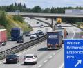 Bild: Gabi Schönberger
Die Fahrzeuge auf der Autobahn sind fast für drei Viertel des Kohlendioxidausstoßes des Verkehrs in Weiden verantwortlich.
