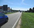 Bild:  Throner/exb
Das Staatliche Bauamt hat für die lang geforderte Linksabbiegespur auf der B 85 bei Heselbach (links) den nötigen Grunderwerb vollzogen. Das kann eine zeitnahe Realisierung des geplanten Linksabbiegestreifens in Höhe des Gasthauses Besenhardt nach sich ziehen.