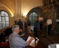 Bild: kro
Traditionell gestaltet eine Abordnung des Männergesangvereins Tirschenreuth den Wallfahrtsgottesdienst in der Stadtpfarrkirche. So auch bei der Monatswallfahrt im Juli.