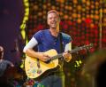 Bild: Scott Roth/AP/Invision/dpa
Chris Martin hebt mit seiner Band Coldplay wieder ab.