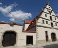 Bild: Bertold Bernreuter/exb
Denkmalschutz und moderne Nutzung müssen kein Widerspruch sein: das Stadtarchiv Amberg.