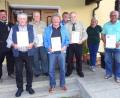 Bild: fjo
Beim Schützenverein Pfrentsch sind (mit Urkunden, von links) Josef Preßl, Gerhard König, Bernhard Burger, Gerhard Krämer und Manfred Scholz jetzt Ehrenmitglieder.