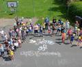 Bild: ü
Spaß war angesagt bei der Feier des 20. Geburtstags der Gesellschaft zur Förderung beruflicher und sozialer Integration auf dem Pausenhof in Kirchenthumbach.