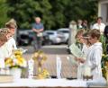Bild: Anna Sauerbeck/exb
Sechs Kindern begehen in Paulsdorf ihre Erstkommunion (von links, von vorn nach hinten): Jonas Brunner, Larissa Schwarz und Lukas Schwarz sowie Simon Ott, Matilda Pinzenöhler und Luis Lindenthal.